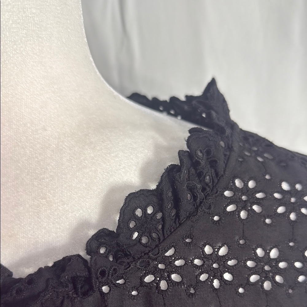 Brooks Brothers Red Fleece Black Eyelet Lace Blouse Size 12 - Picture 6 of 10